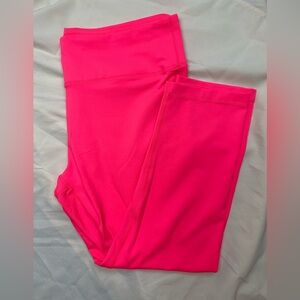 Reflex Hot Pink Cropped Leggings